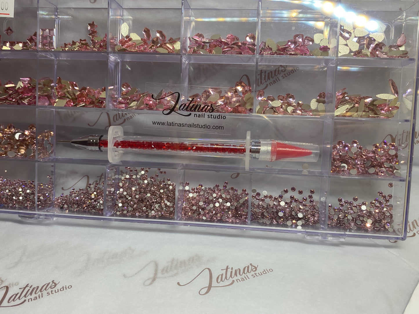 Latinas Nail Studio Caja Cristales Pink image 3