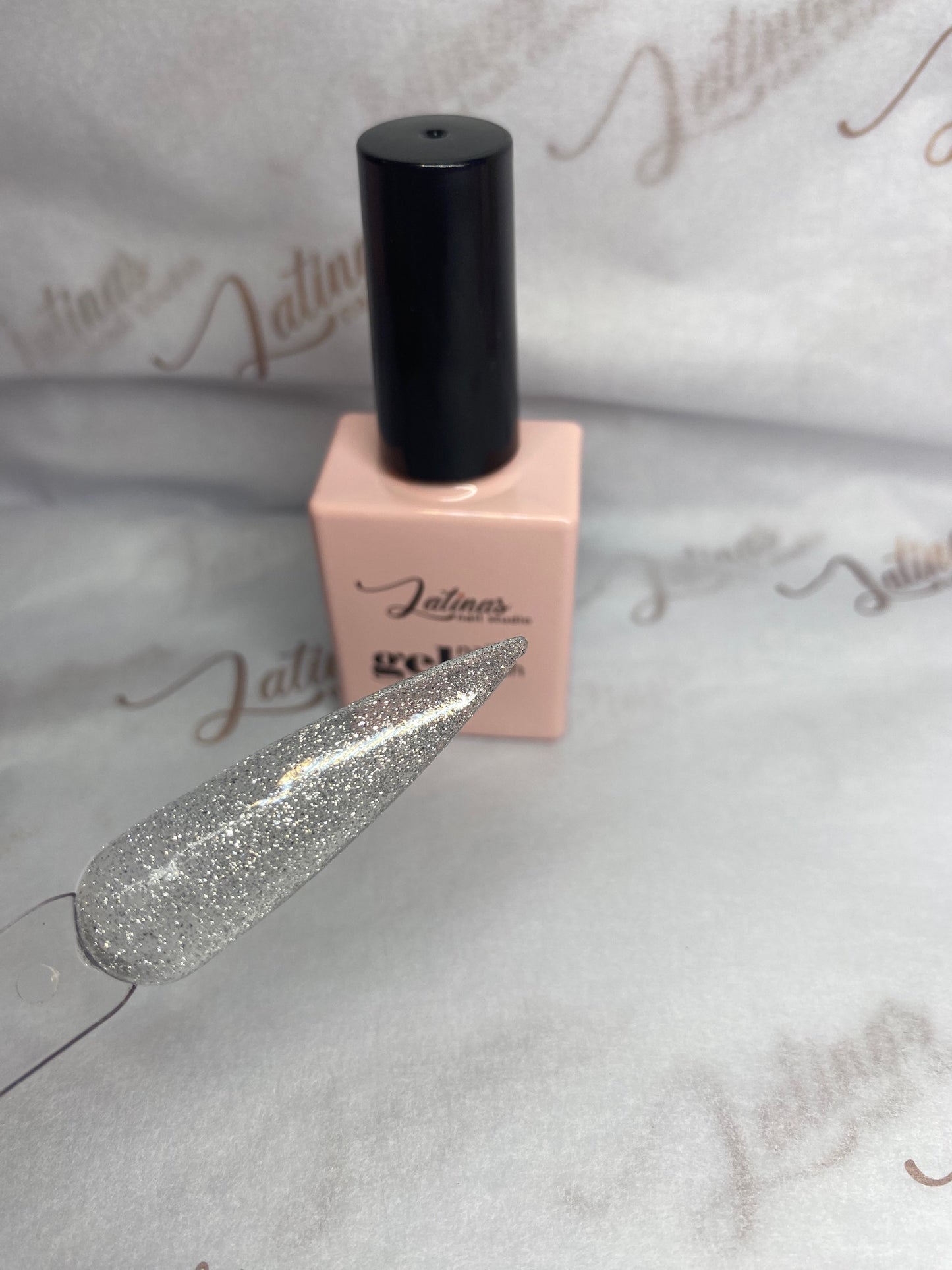 Latinas Nail Studio Reflective Top Coat image 2