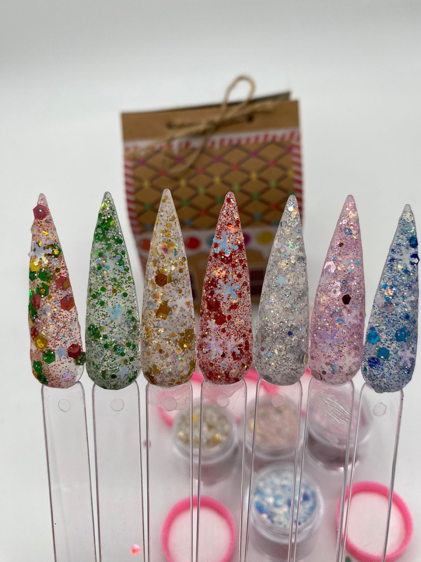 Latinas Nail Studio Copos de Nieve 7pz Collection image 5