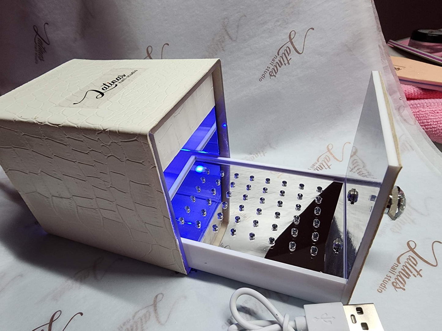 Nail Bit Sterilizer Box White Rechargeable image 3