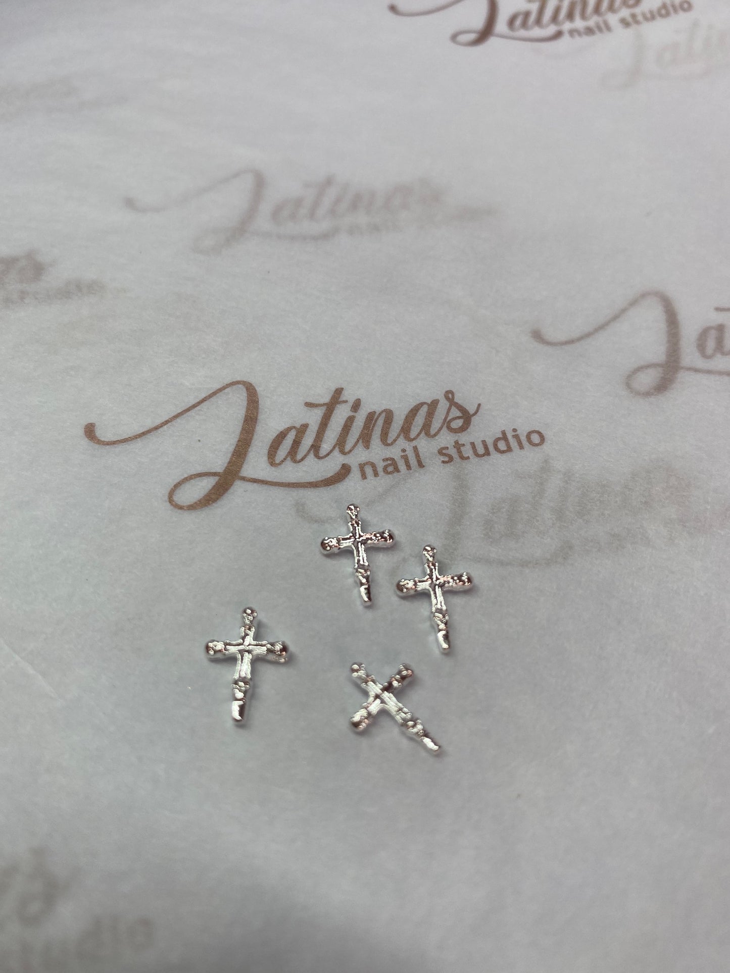 Cross Charm 4pcs Color Silver image 0