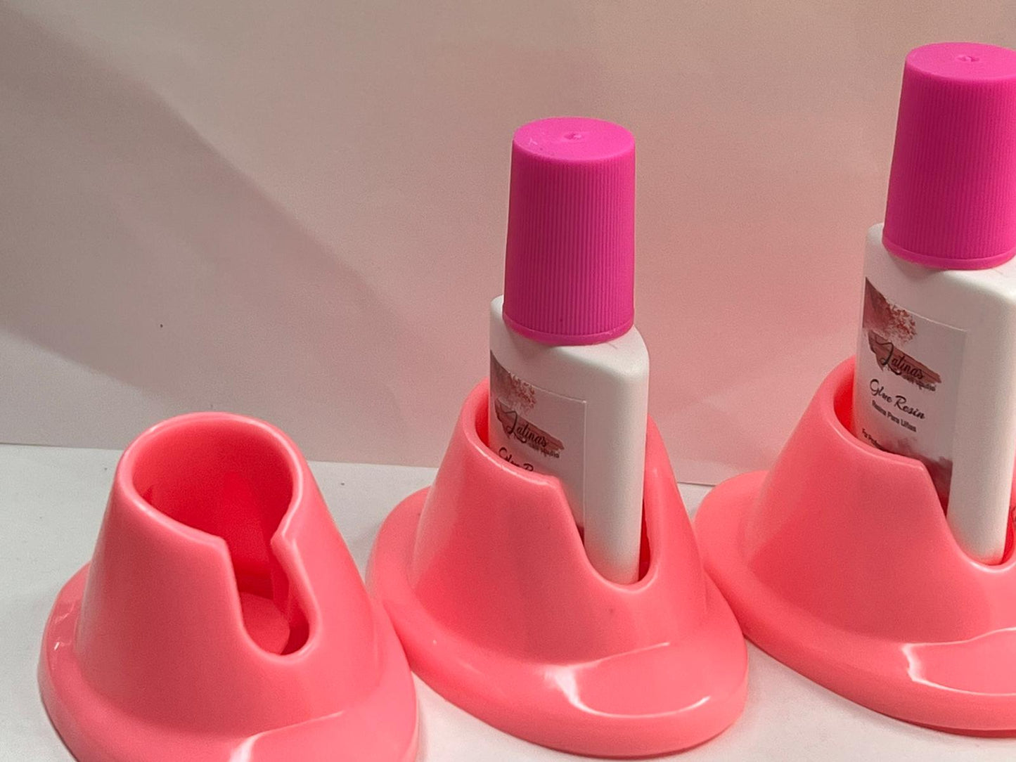 Latinas Base for Glue or Nail Polish image 4