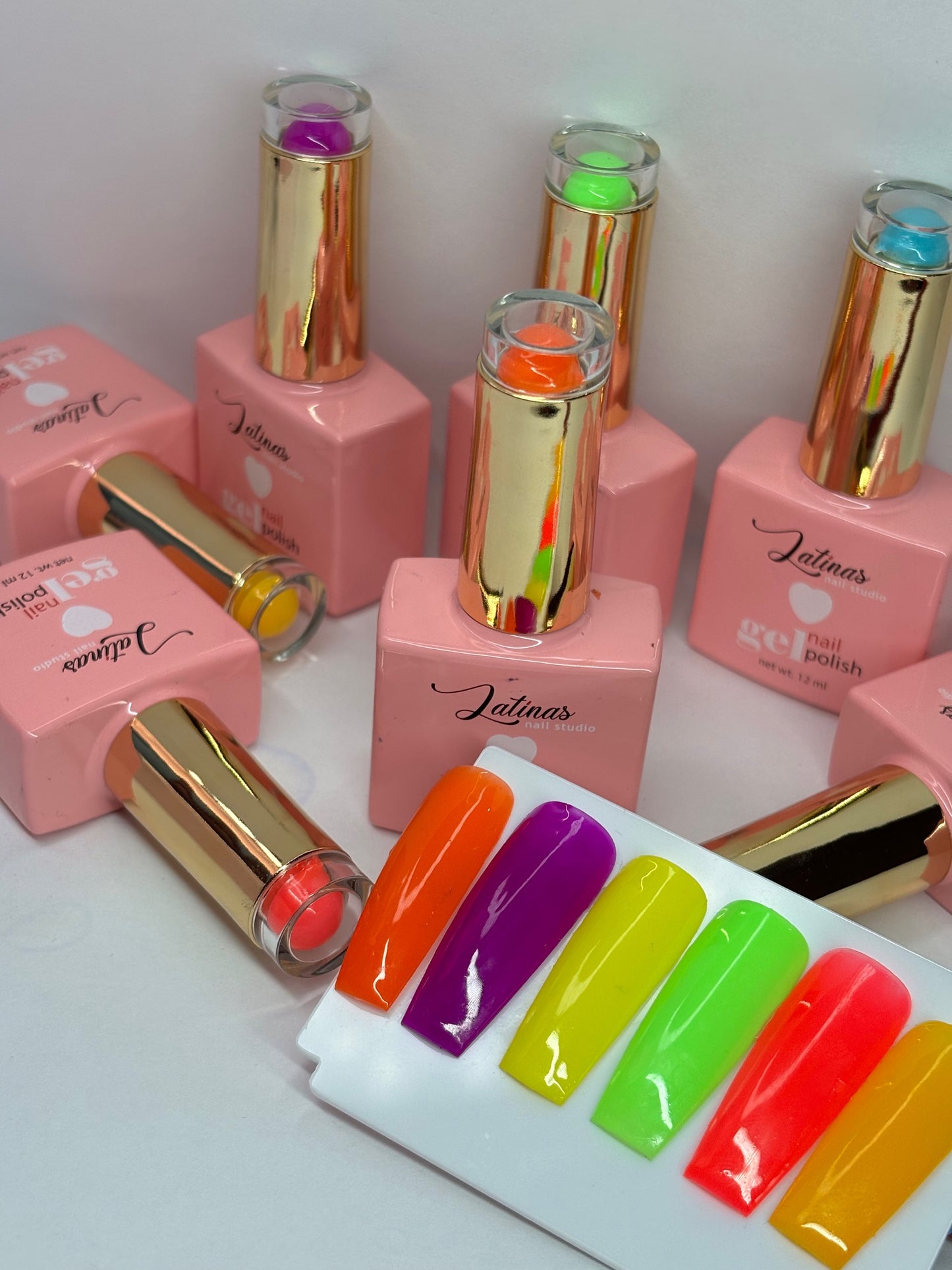Latinas Nail Studio Glow in Dark Gel Polish image 2
