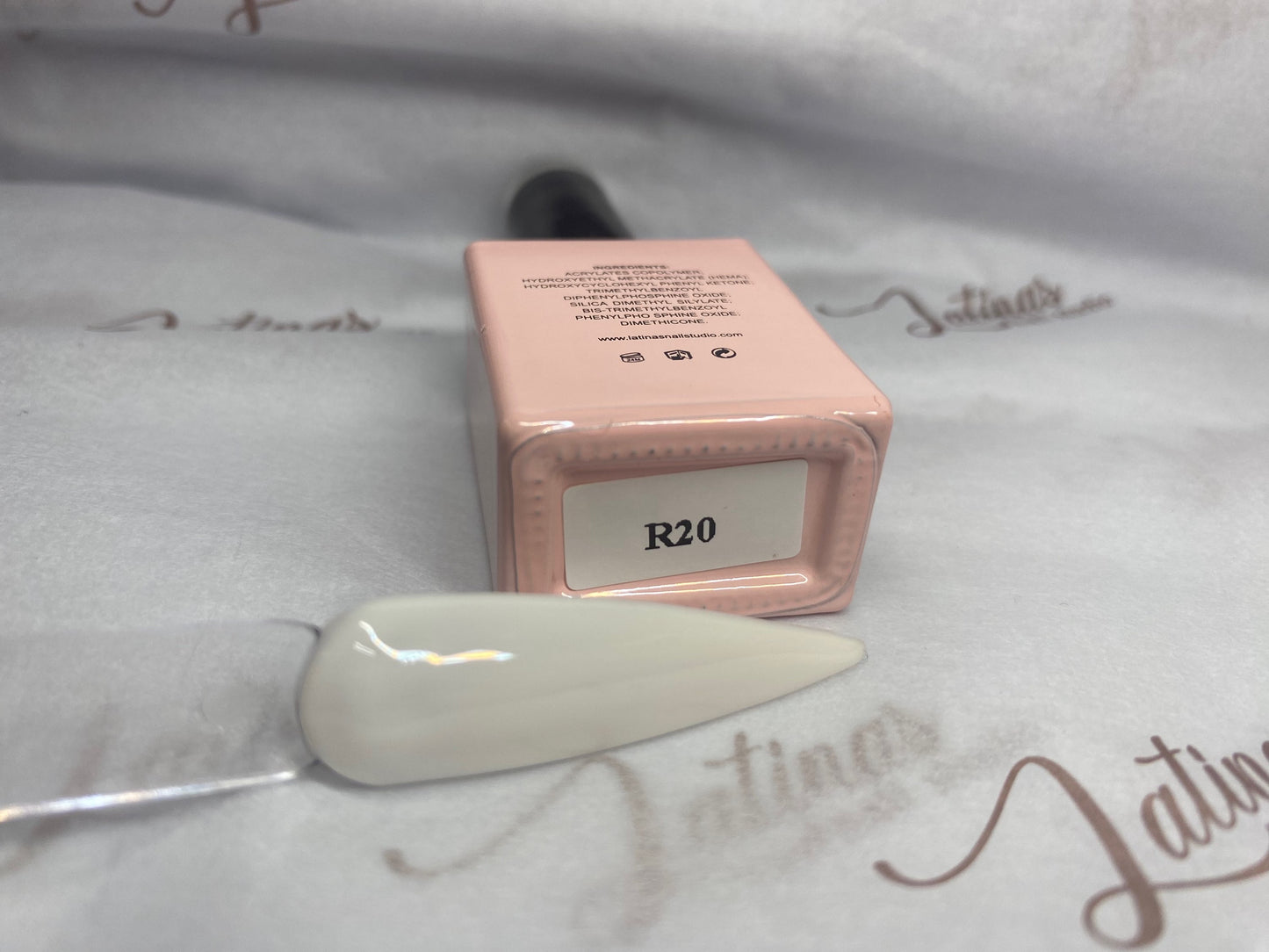 Latinas Nail Studio Rubber Gel R20 image 1