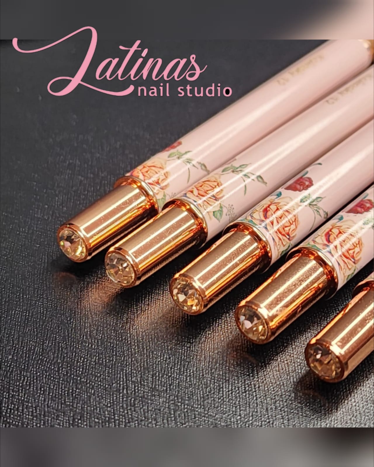 Latinas Nail Studio Kolinsky 8 Acrylic Brush Flowers image 5