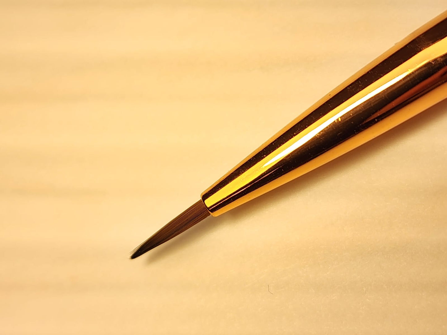 Latinas Nail Studio Thick Liner image 3
