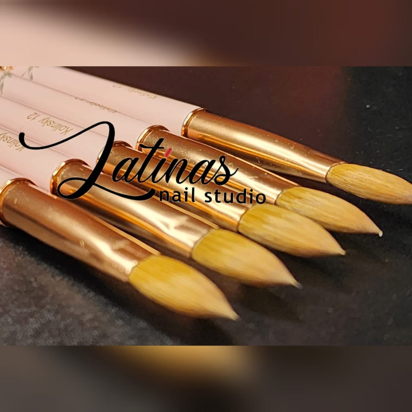 Latinas Nail Studio Kolinsky 8 Acrylic Brush Flowers image 1