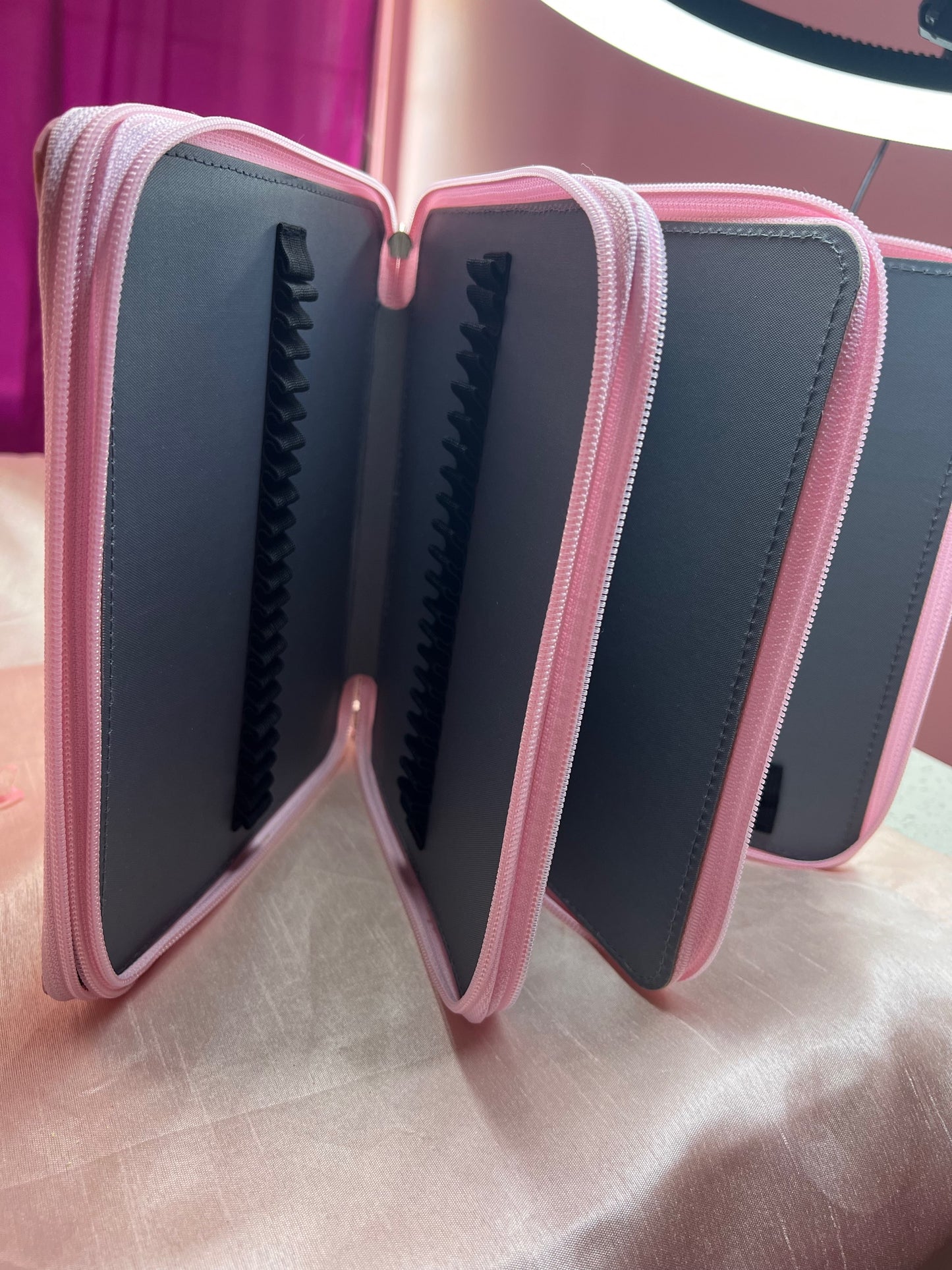 Latinas Nail Studio Bolsa p pínceles caben 160 pz image 2