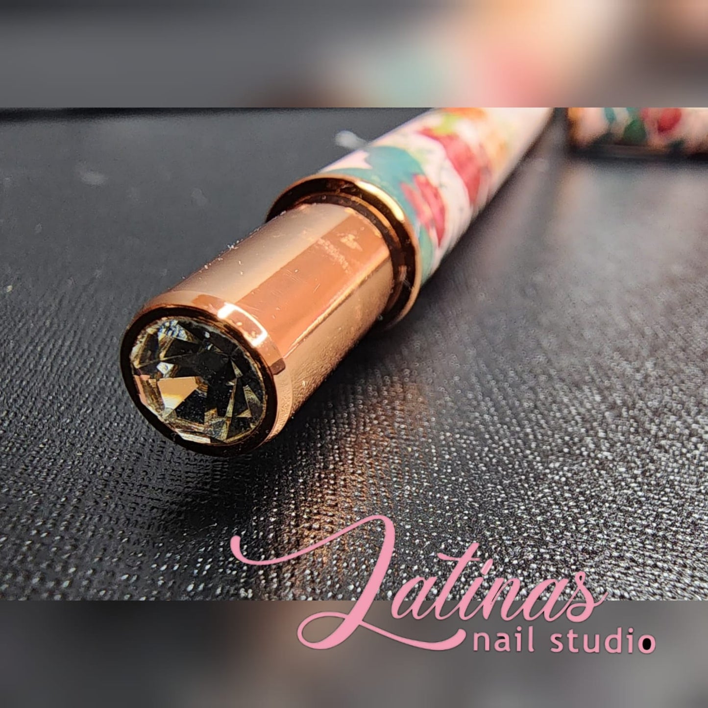 Latinas Nail Studio Kolinsky 8 Acrylic Brush Flowers image 6