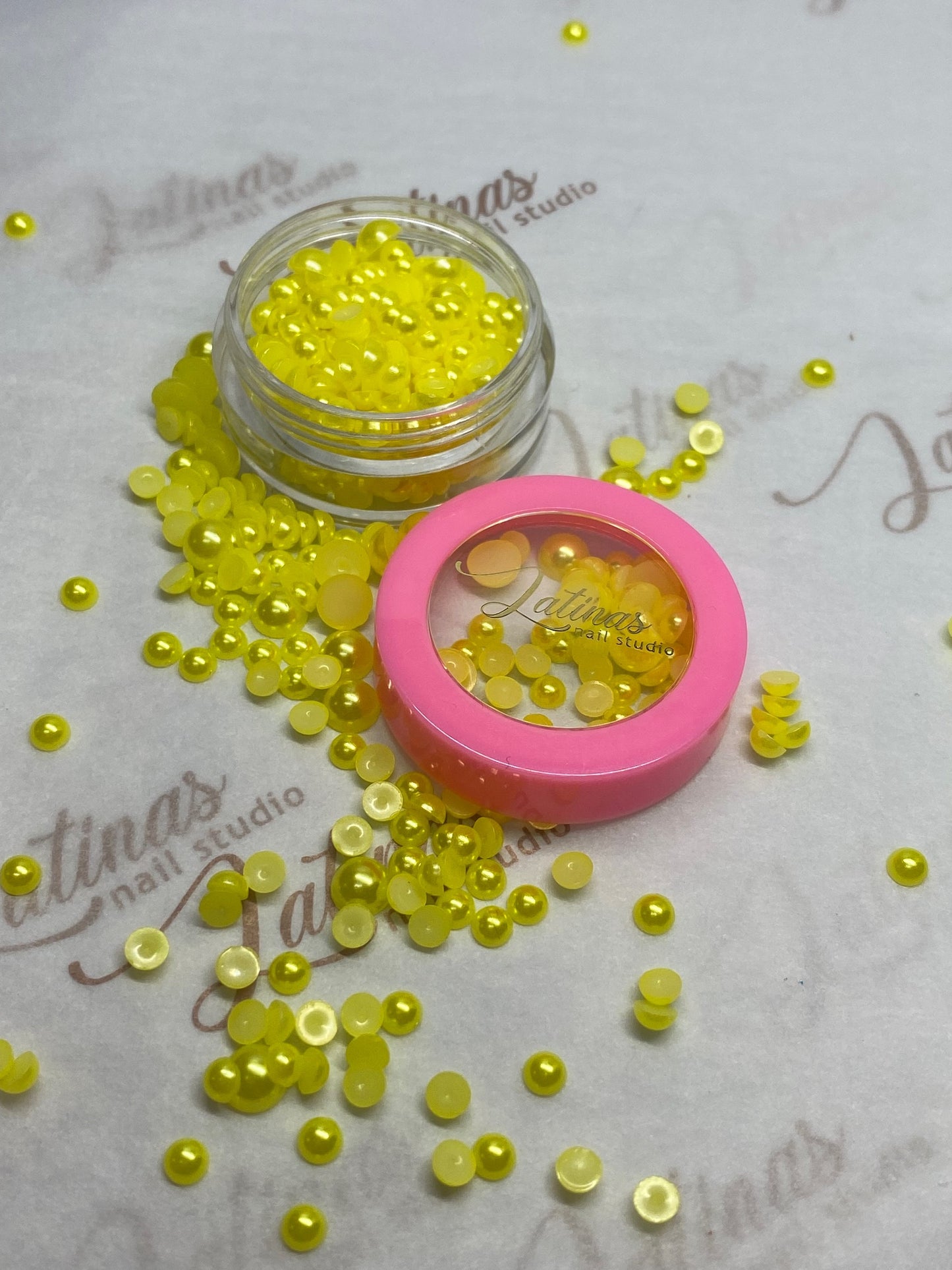 Latinas Nail Studio Yellow Pearl Decor Mix image 0