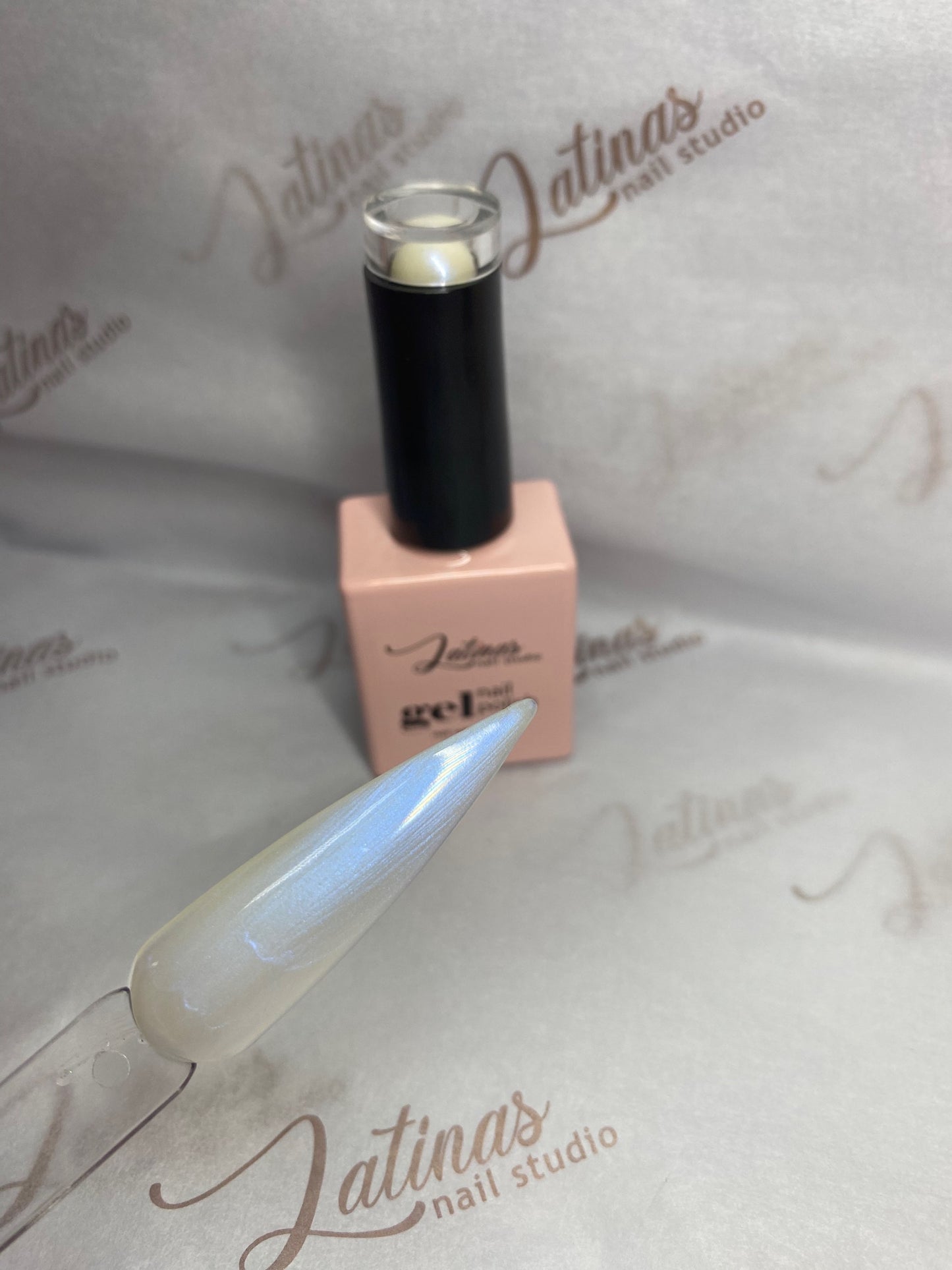 Latinas Nail Studio Pearl Top Coat image 0