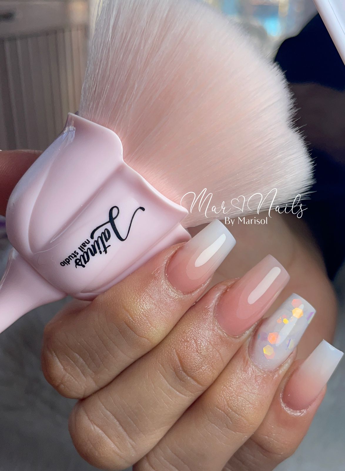 Latinas Nail Studio Dust Brush Pastel Pink image 1