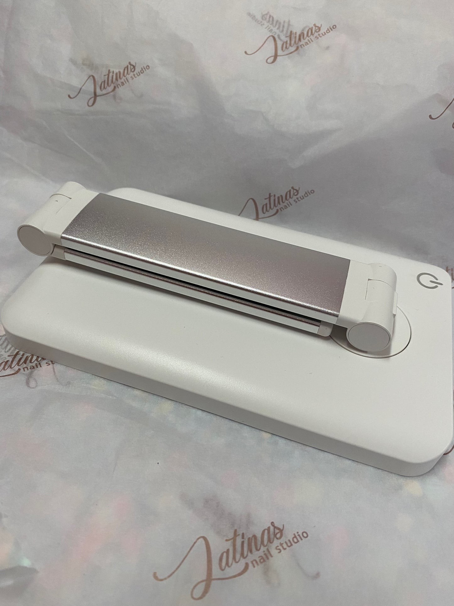 Latinas Nail Studio LED Rechargable Lamp image 2