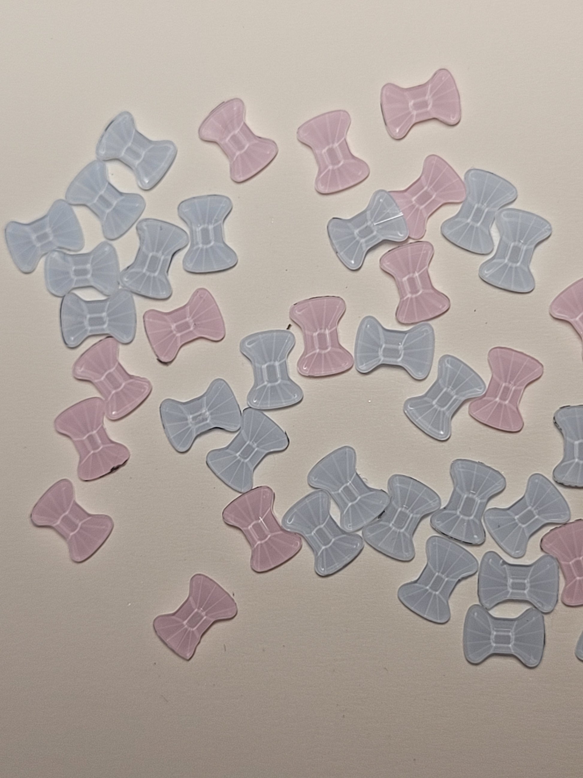 Crystal bows (swarovsky) until supplies last 12pz image 0