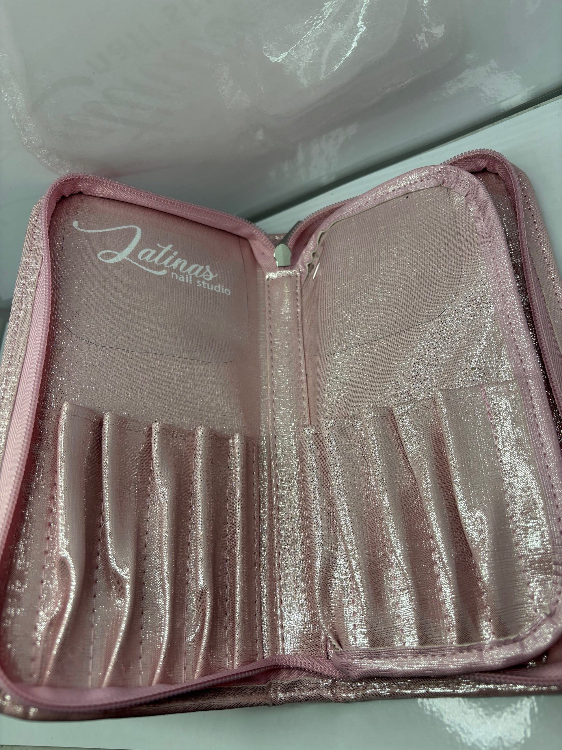 Latinas Nail Studio Brush Case Pink Bling Shine  image 3