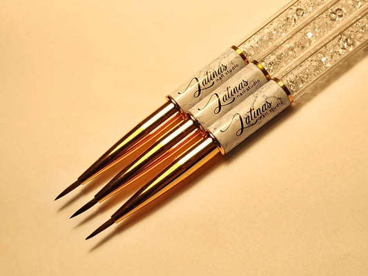 Latinas Nail Studio Thick Liner  image 0